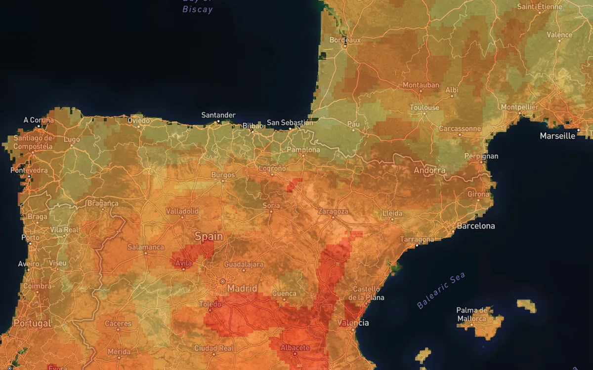 Map of Iberia and southern France with drought duration shaded orange to red
