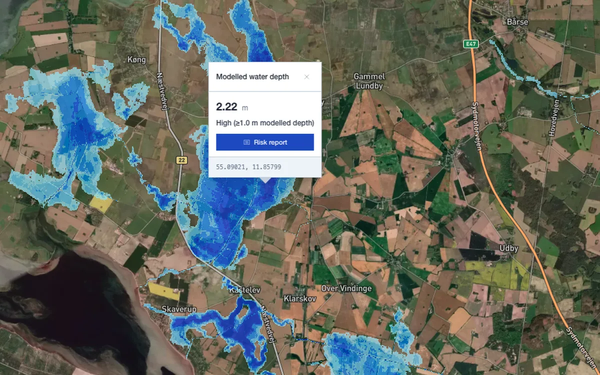 Map of southern Denmark with modelled flood depth shaded in blue along watercourses