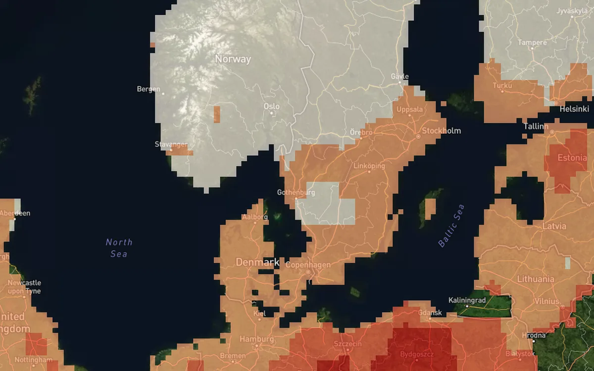 Map of the Nordics and Baltics with wildfire hazard shaded from pale to deep red